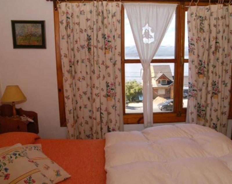 Bungalows El Bosque De Los Elfos San Carlos de Bariloche Rom bilde